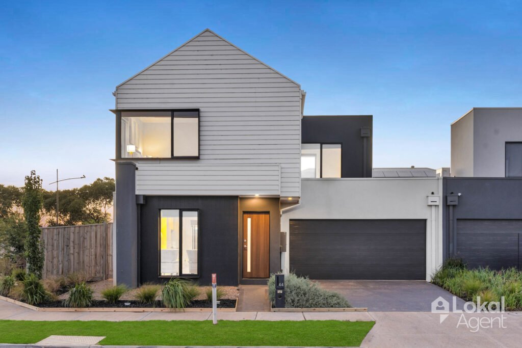 44 Homage Avenue Fraser Rise